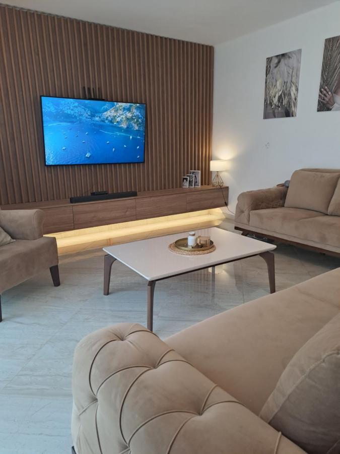 Lux Apartment Jovanovic Tivat Kültér fotó